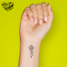 Tatouage éphémère floral