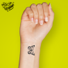 Tatouage éphémère papillon élancé
