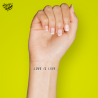 Tatouage éphémère mot : love is love
