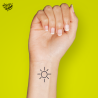 Tatouage éphémère motif soleil minimaliste
