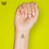 Tatouage éphémère motif chevrons vers le haut